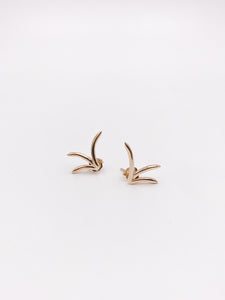 14 KT Gold Small Grass Earrings