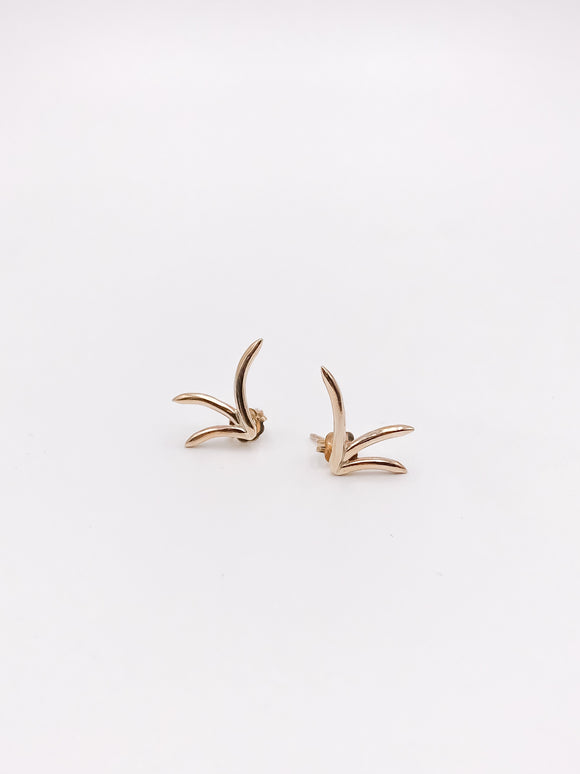 14 KT Gold Small Grass Earrings