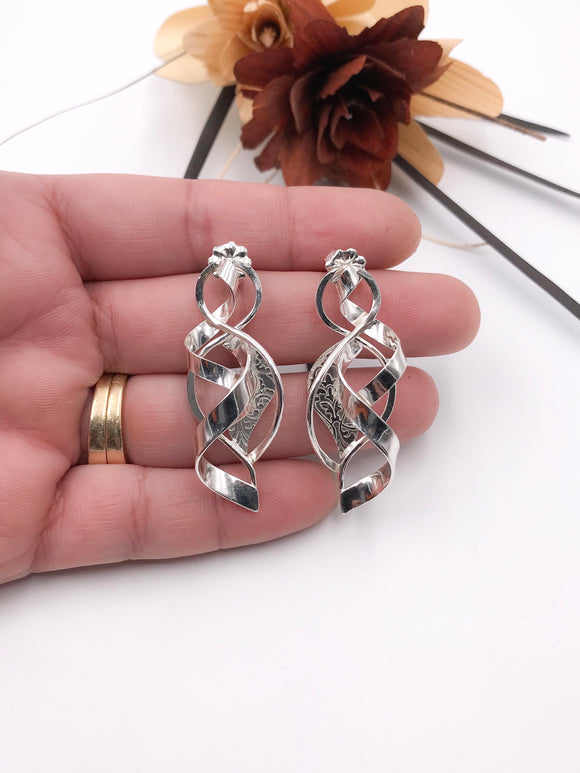 Intertwined Silver Ribbons Dangle Earrings